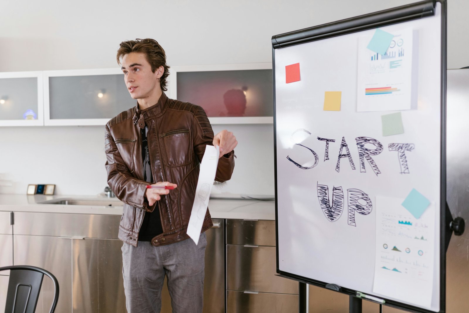 Comment créer une start-up à Paris : étapes et conseils